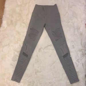 ALO Yoga Leggings